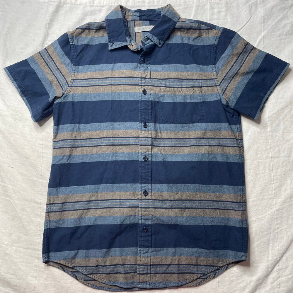 Outerknown Essential Button Up Short Sleeve Shirt Striped Small Organic Cotton